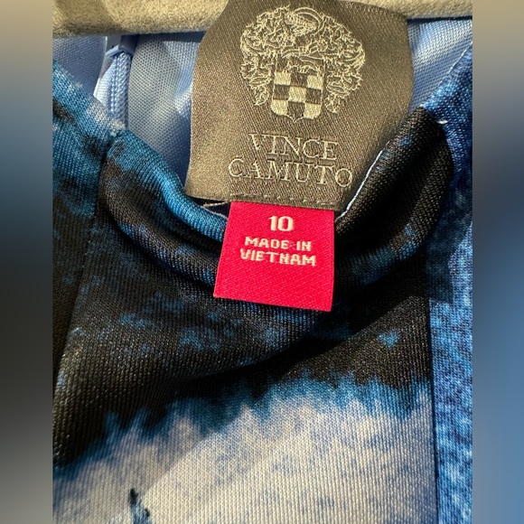 Vince Camuto Halter Scuba Fit & Flare Dress - Picture 6 of 7